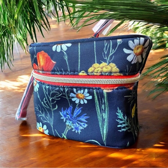 ESTÉE LAUDER Floral Cosmetic Travel Bag - NWOT - Picture 4 of 13